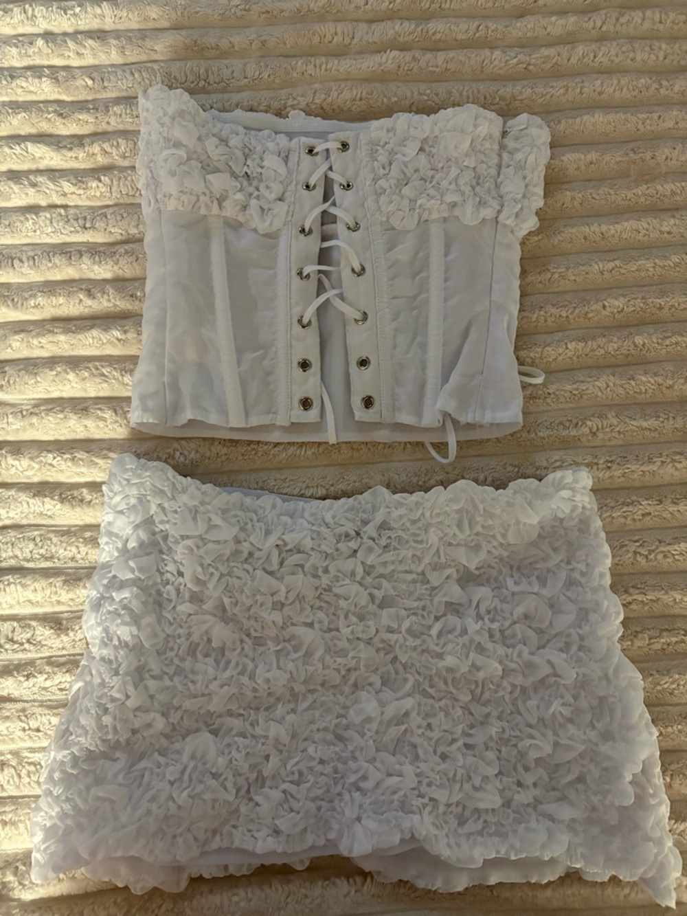 Out cast set - Picture 2 of 2